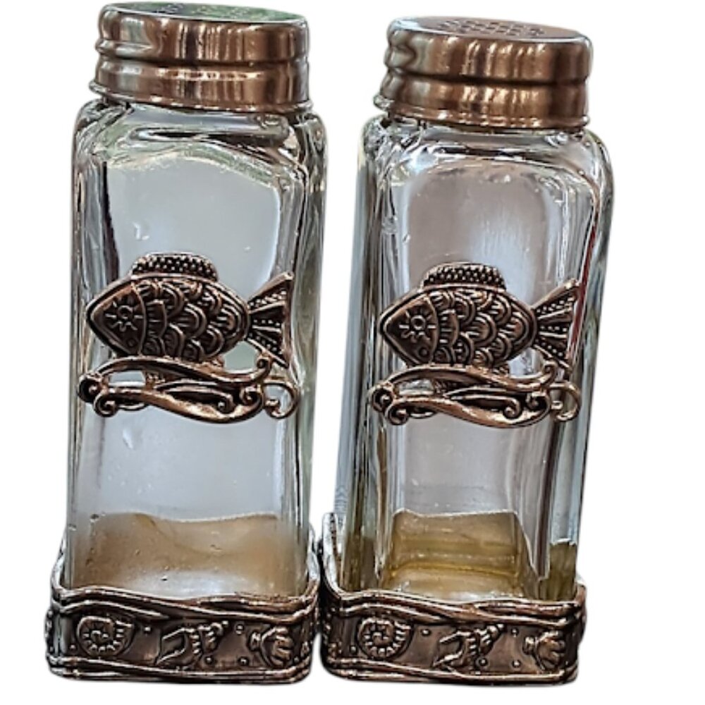 Ganz Silver Accented with Fish Design Salt & Pepper Shakers Clear Glass
